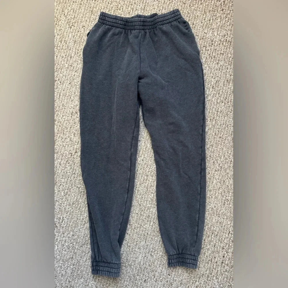 sweatpants